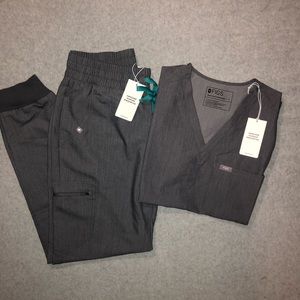 FIGS Gray Women’s Scrubs